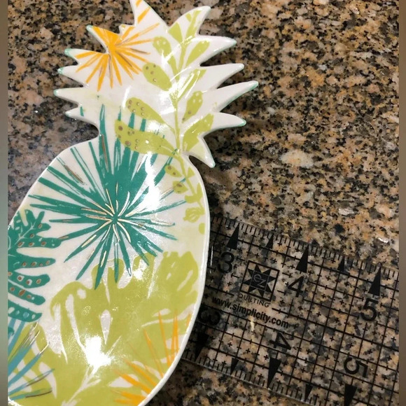 ANTHROPOLOGY PINAPPLE TROPICAL TRINKET DISH - Picture 3 of 5